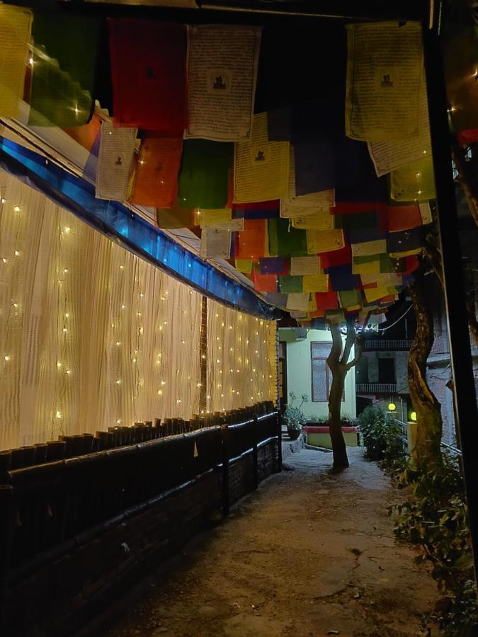 A Pousada Moustache Mcleodganj McLeod Ganj Exterior foto